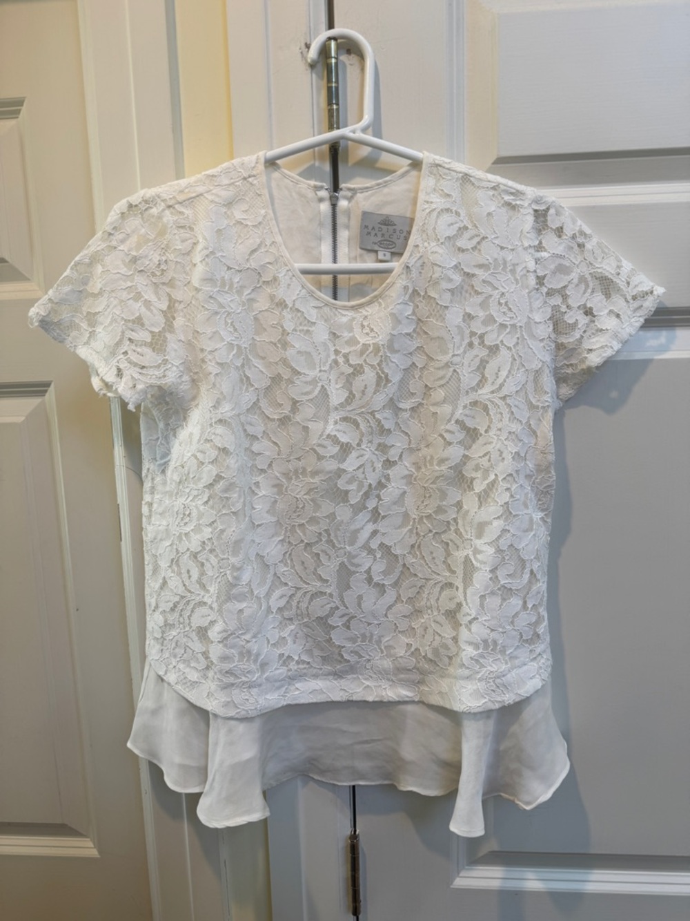 Madison Marcus For Scoop White Lace Top
